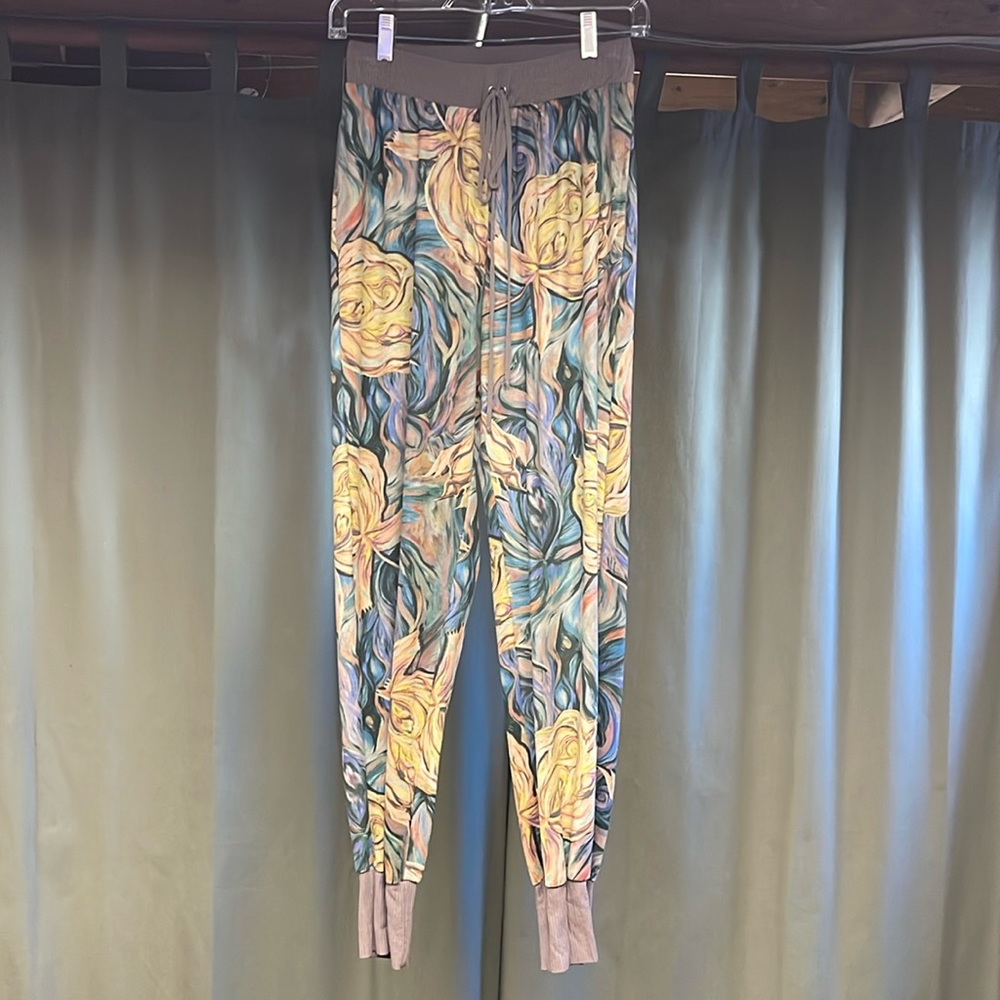 VIVIANA GABEIEA Drawstring Joggers